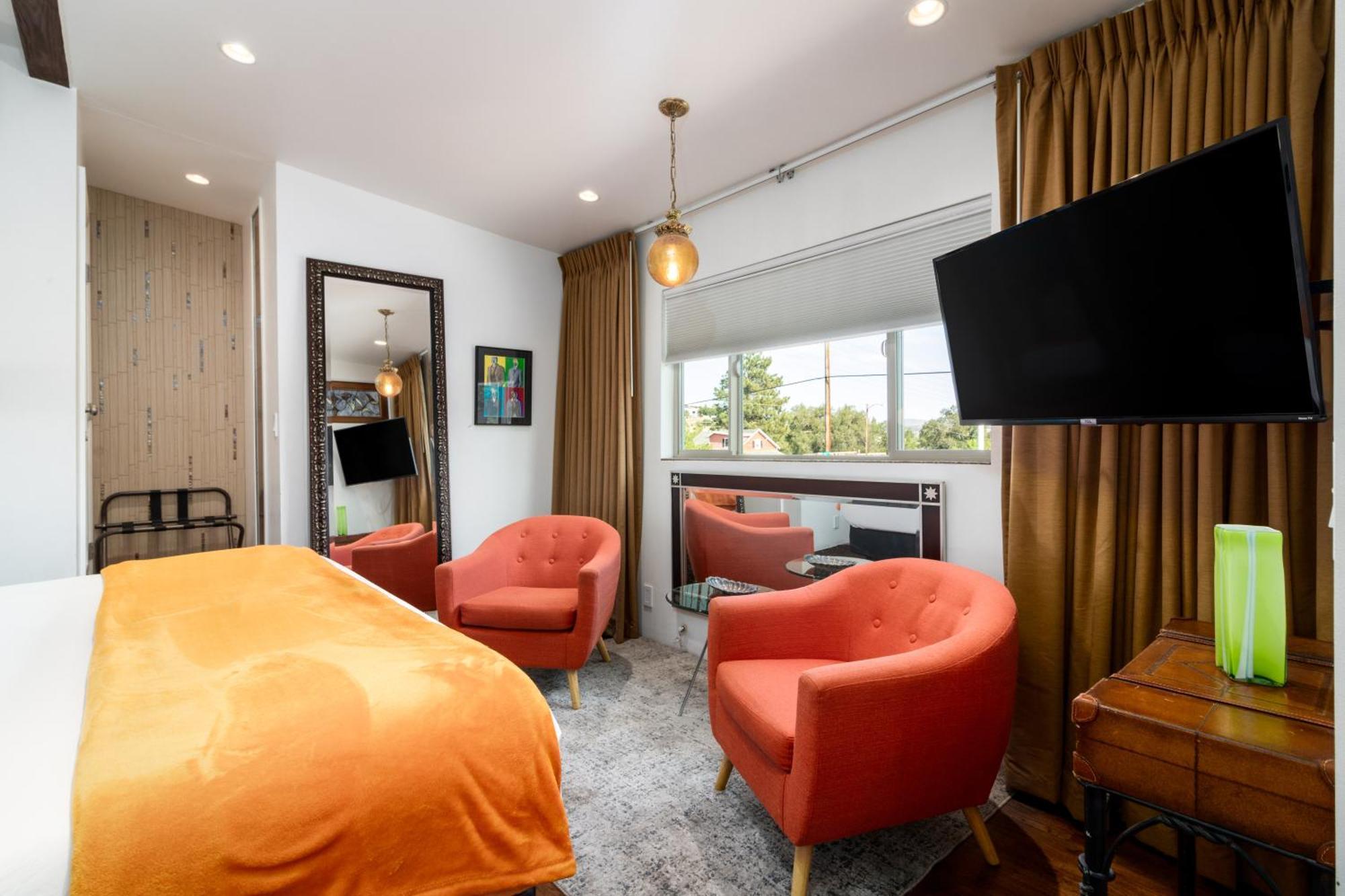 Deluxe King Room,1546943665:JPEG