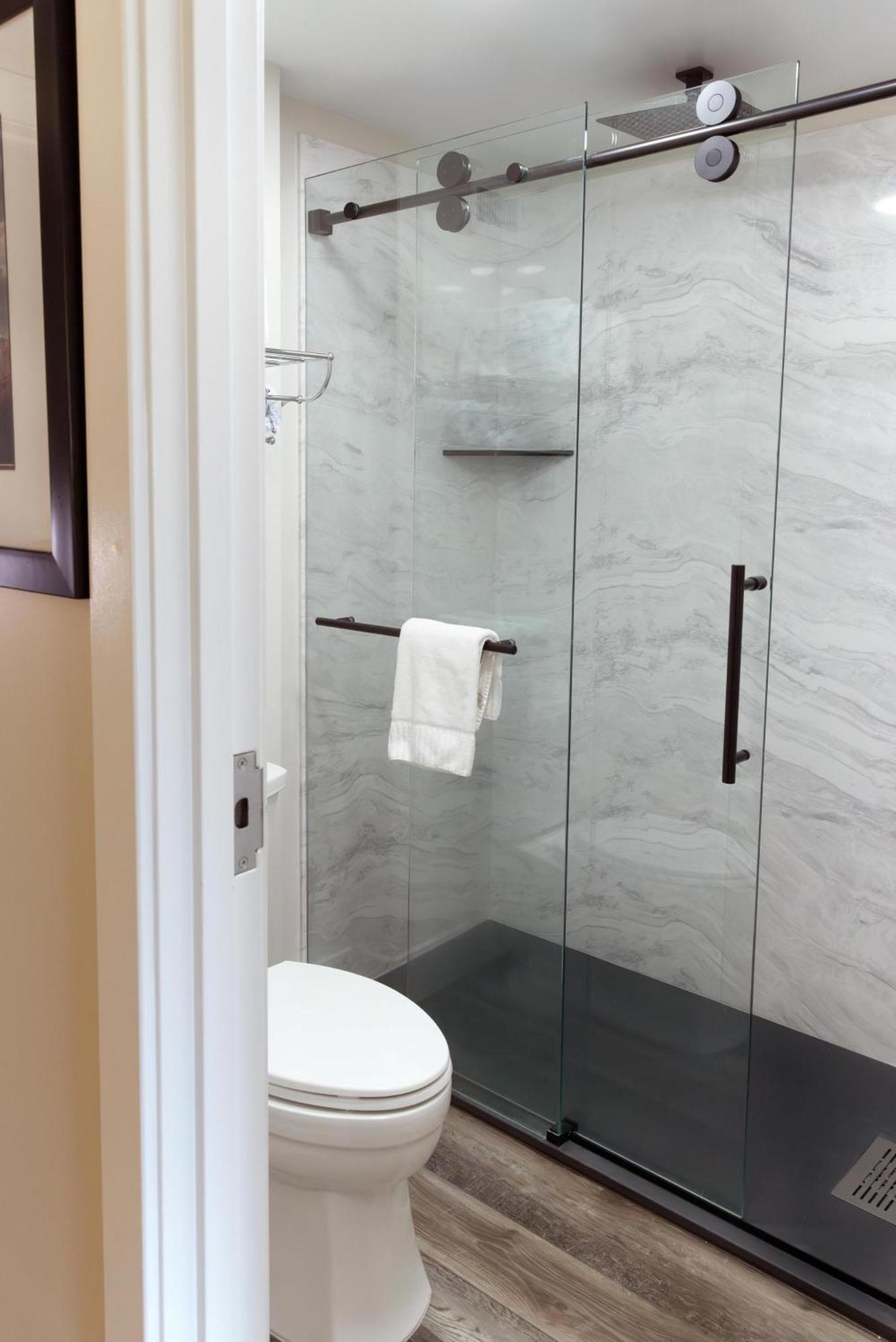 Superior King Suite